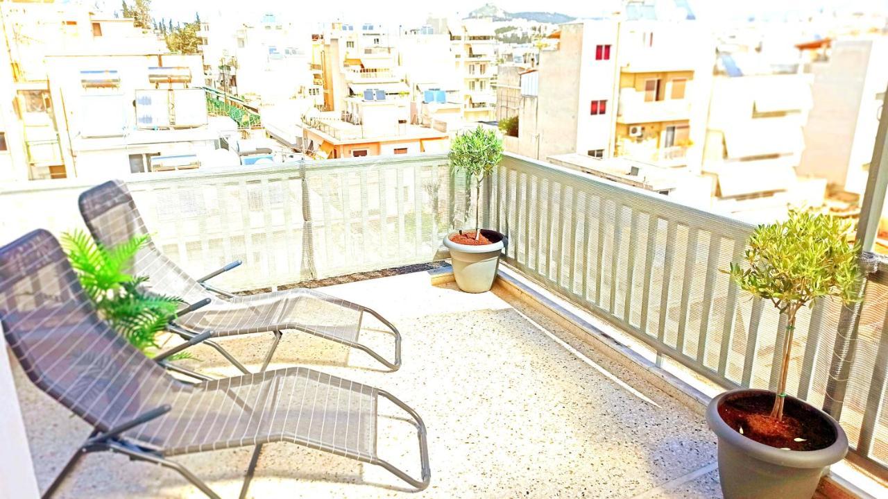 Penthouse With An Incredible View 350M From Metro Station! Apartment Atena Exterior foto