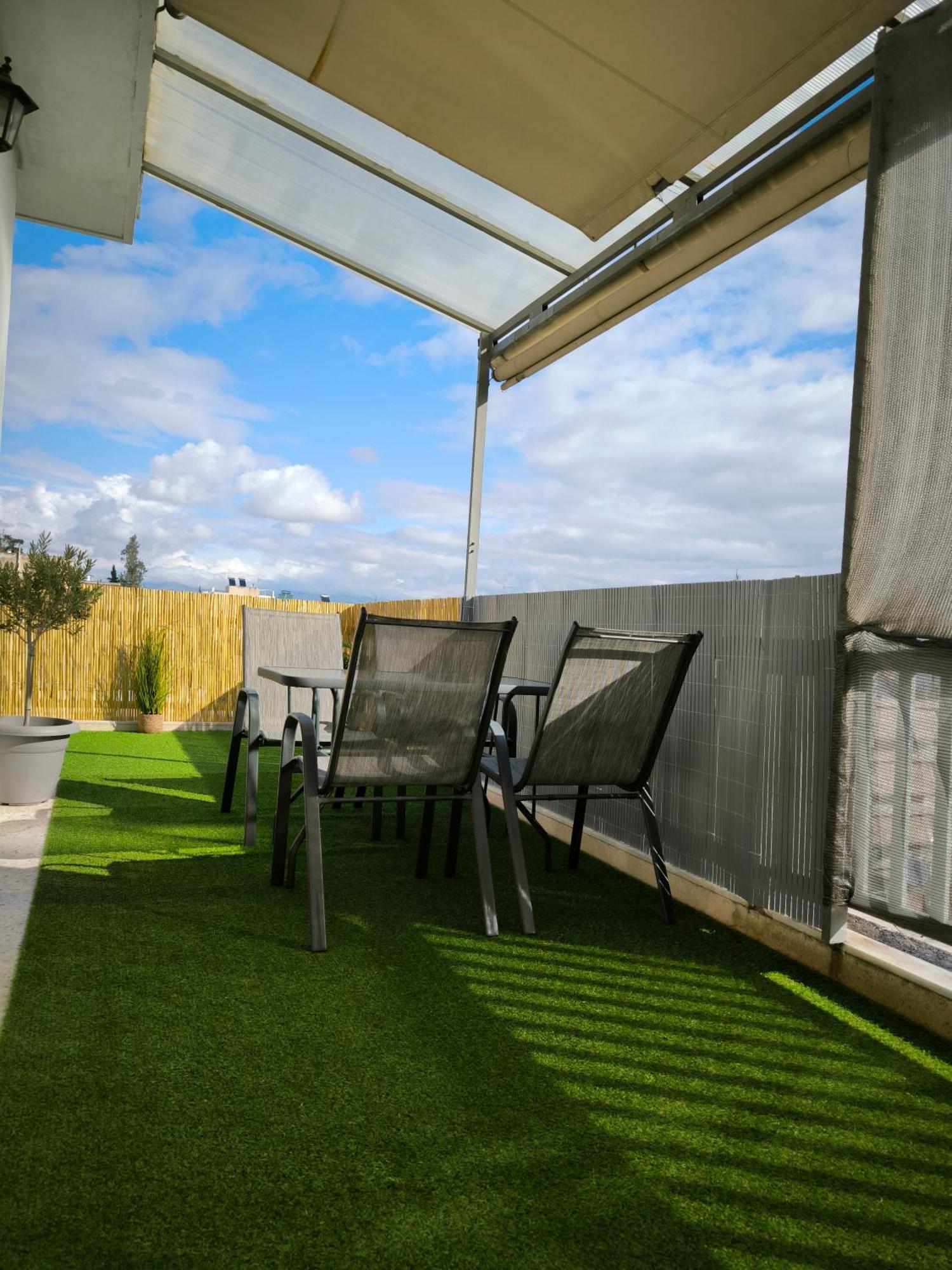 Penthouse With An Incredible View 350M From Metro Station! Apartment Atena Exterior foto