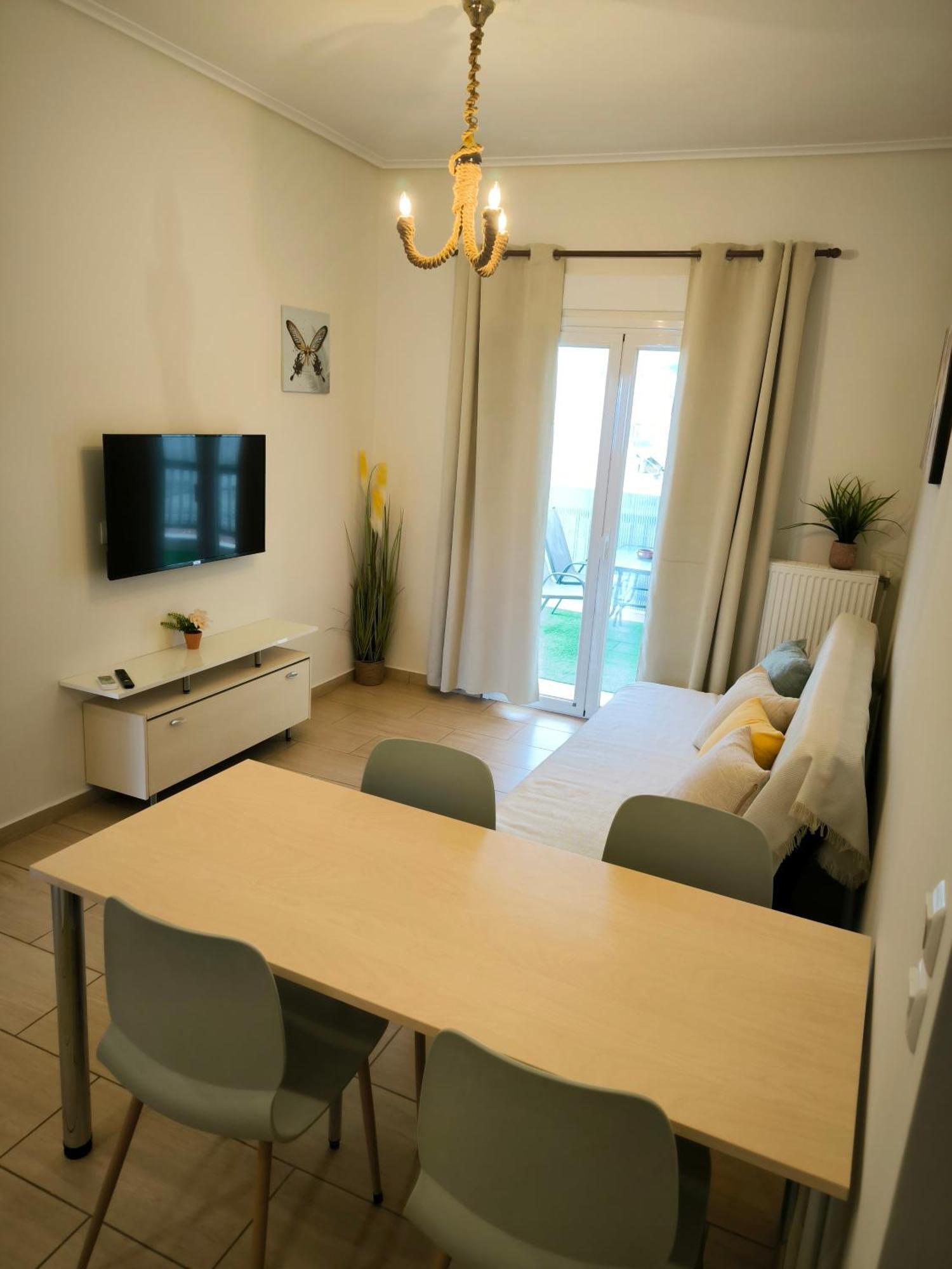 Penthouse With An Incredible View 350M From Metro Station! Apartment Atena Exterior foto