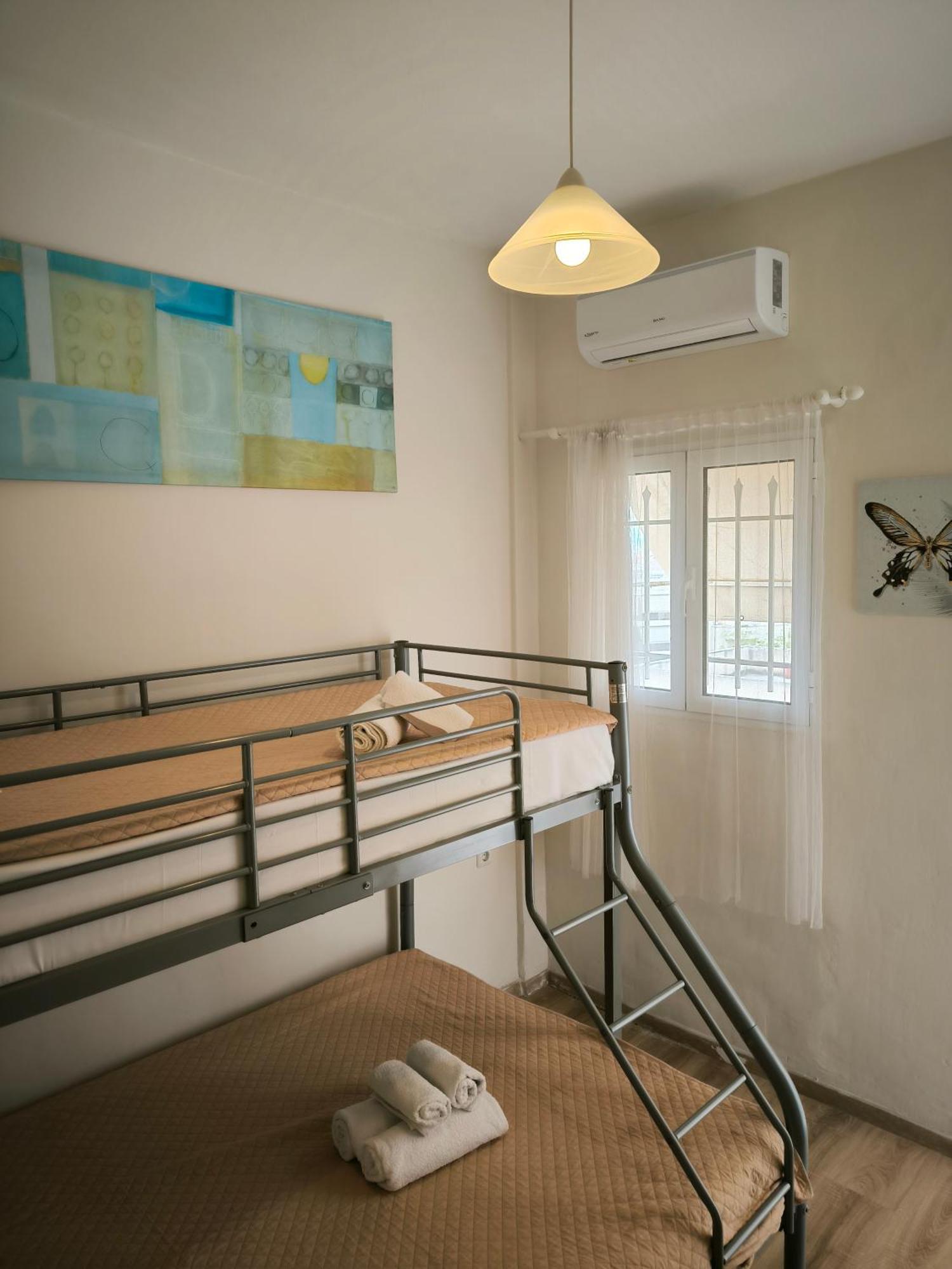 Penthouse With An Incredible View 350M From Metro Station! Apartment Atena Exterior foto